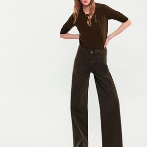 Frame Denim Wide-Leg Pants in Olive